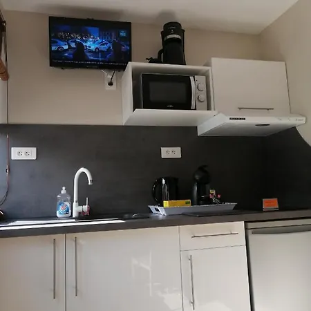 Hotel apartamentowy Appart-hotel Chanzy / Angoulême
