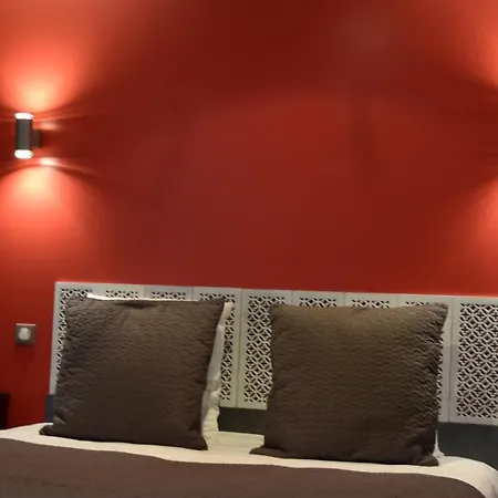 Appart-hotel Chanzy / Aparthotel 3*