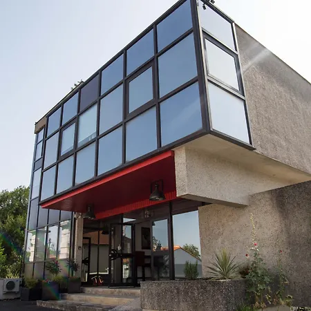 Appart-hotel Chanzy / 4* Angulema