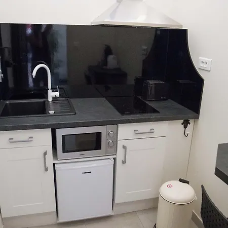 Appart-hotel Chanzy / Aparthotel 3*