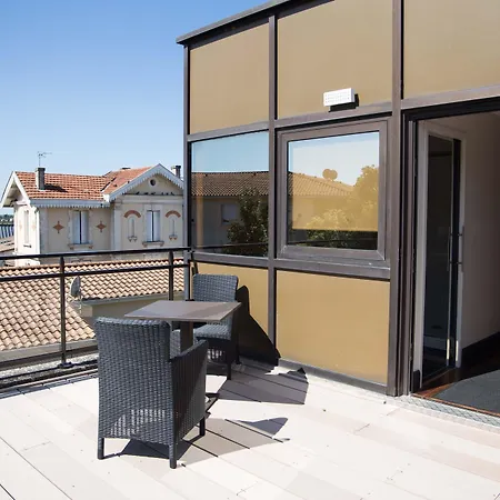 Appart-hotel Chanzy / Hotel apartamentowy