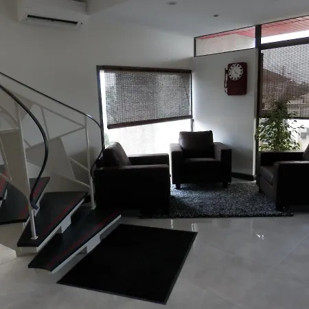 Appart-hotel Chanzy / *